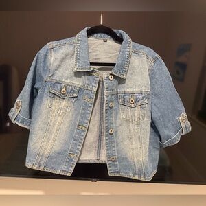 NEW Amazon Light Blue Cropped Short Sleeved Denim Jacket for Women